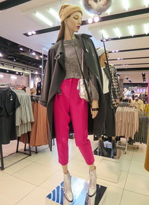 女装品牌推荐 精选时尚服饰零售指南